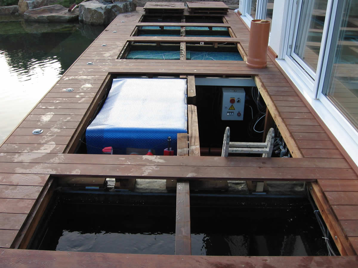 Teich und PoolFilterung . Filteranlagen, Pumpen, Skimmer, Beleuchtung
